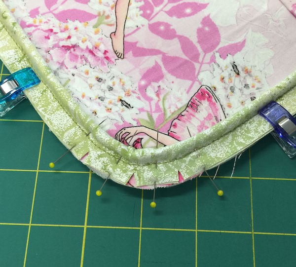 Hang About Toiletry Bag Sew Along - pattern by Andrie Designs (www.andriedesigns.com)