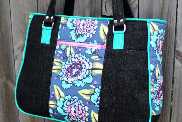 Teal Tula Pink Goin' Uptown Tote - Hardware Heaven: O-Rings, D-Rings and Rectangular Rings - Andrie Designs