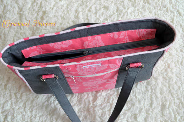 Recessed zipper on the pretty 'n pink Goin' Uptown Tote - Andrie Designs