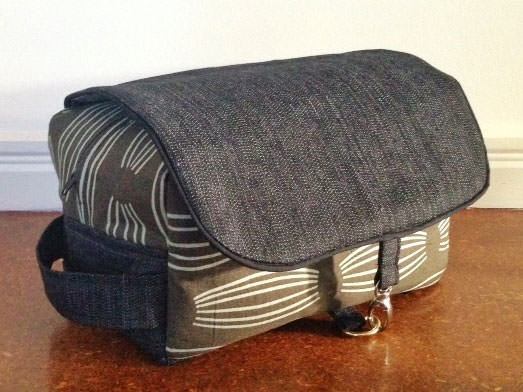 Classic grey Hang About Toiletry Bag - Andrie Designs