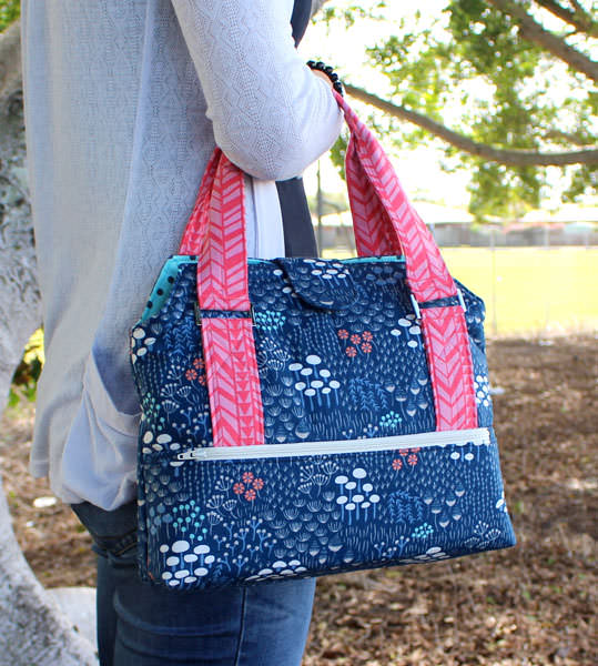 A sweet little bag to hang off your arm! Heavy Hauler Tote Bag - Andrie Designs