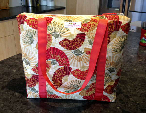 Oriental and red Insulated Lunch Bag - Andrie Designs