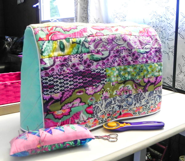 Made For Me Sewing Machine Cover - two pretty poppets
