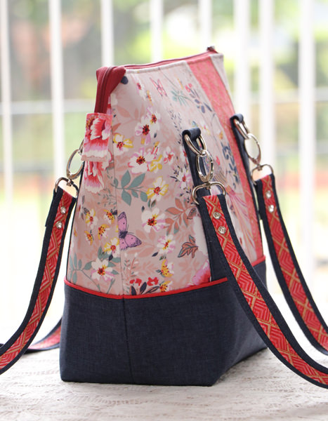 Classic Carryall Handbag & Tote - Andrie Designs