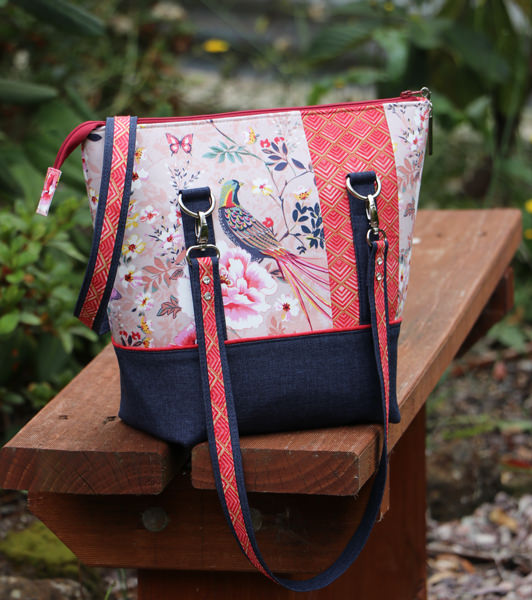 Absolutely LOVE this Classic Carryall Handbag & Tote!! - Andrie Designs