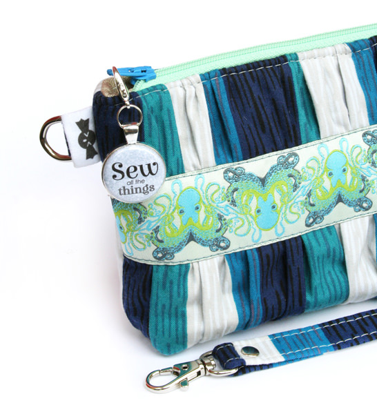 Andrie Designs - Add a Little Colour Bag Bling