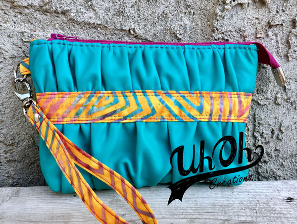 Tara knows how to work her colours on this Gather Me Up Clutch - Andrie Designs