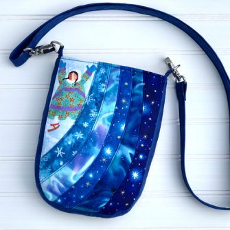 Stunning Alaskan-themed Mini Shades Pouch - Andrie Designs