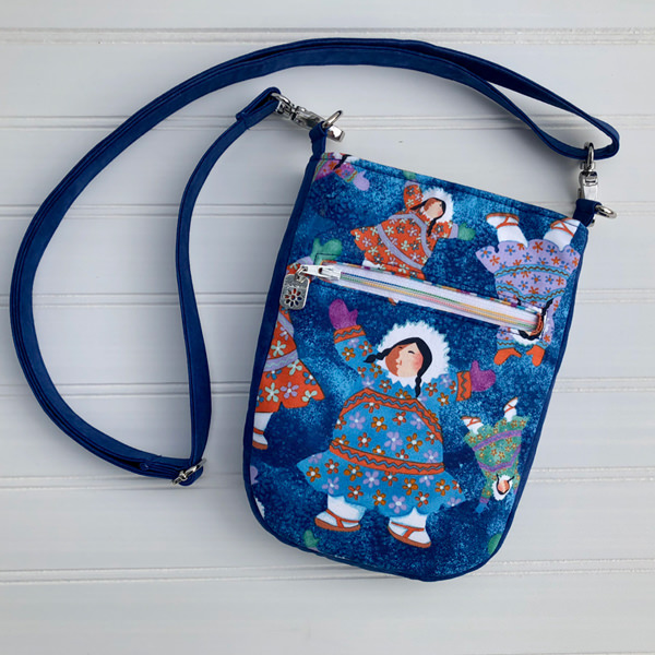 Back view of the Alaskan-themed Mini Shades Pouch - Andrie Designs