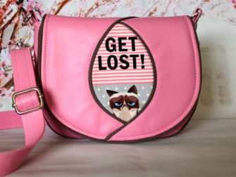 Love this Grumpy Cat Peekaboo Purse! - Andrie Designs