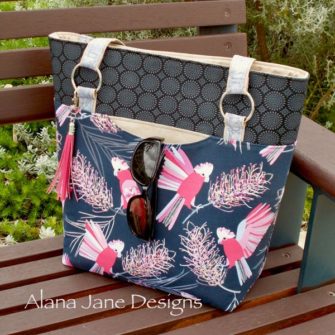 How gorgeous is this pink lorikeet Classic Market Tote! - Andrie Designs