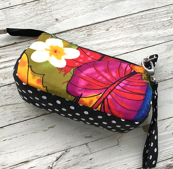 Bright and colourful V Pouch - Andrie Designs