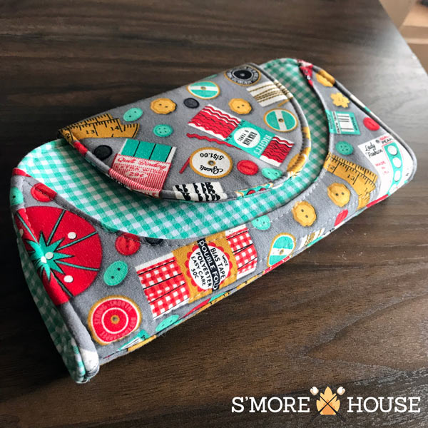 Fun and funky sewing-themed Cleo Everyday Wallet - Andrie Designs