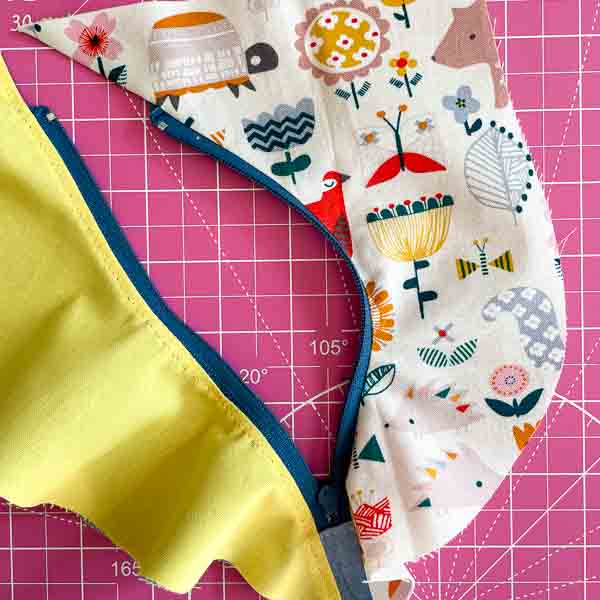 Zipper folded over and pressed - Andrie Designs